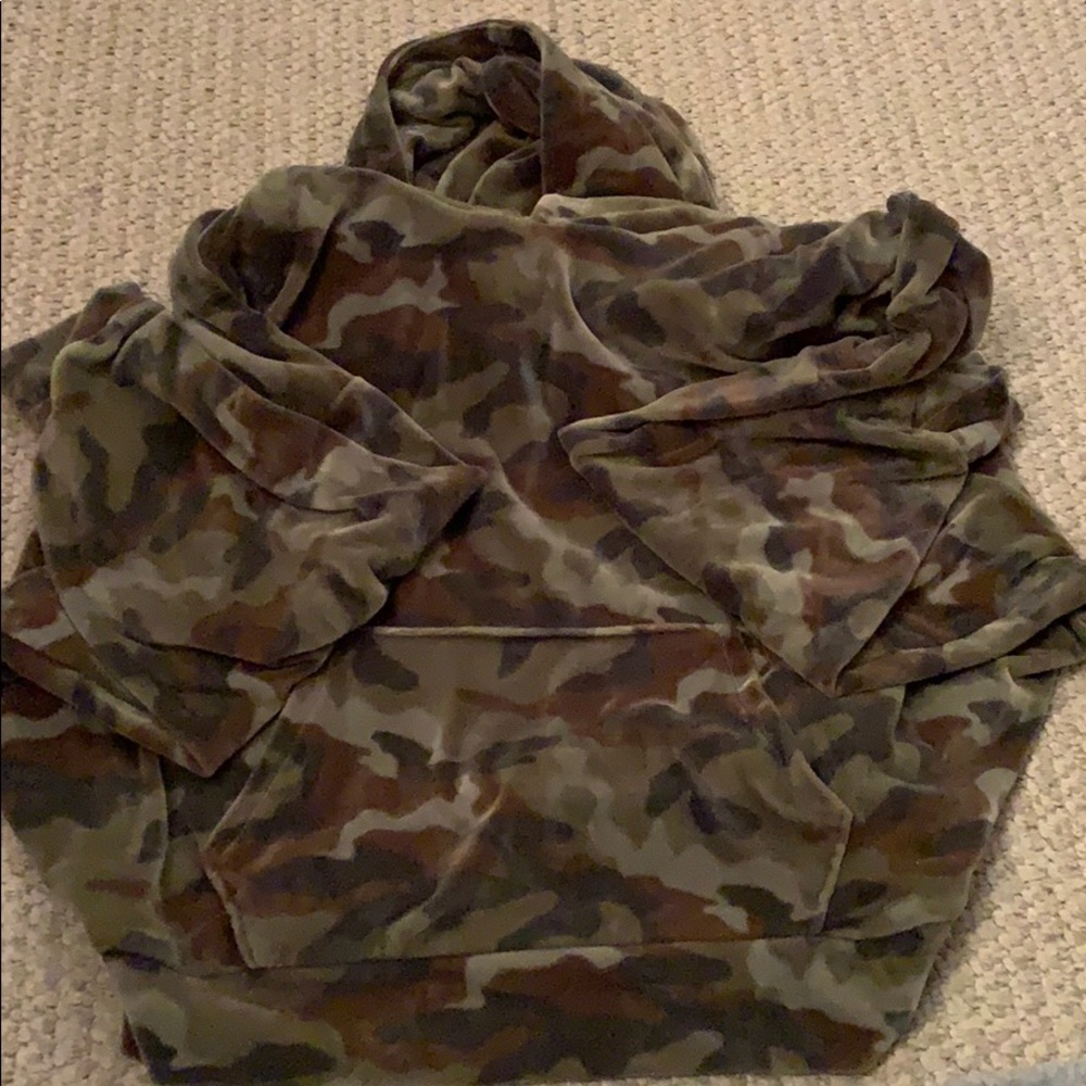 velvet American Eagle sweatshirt